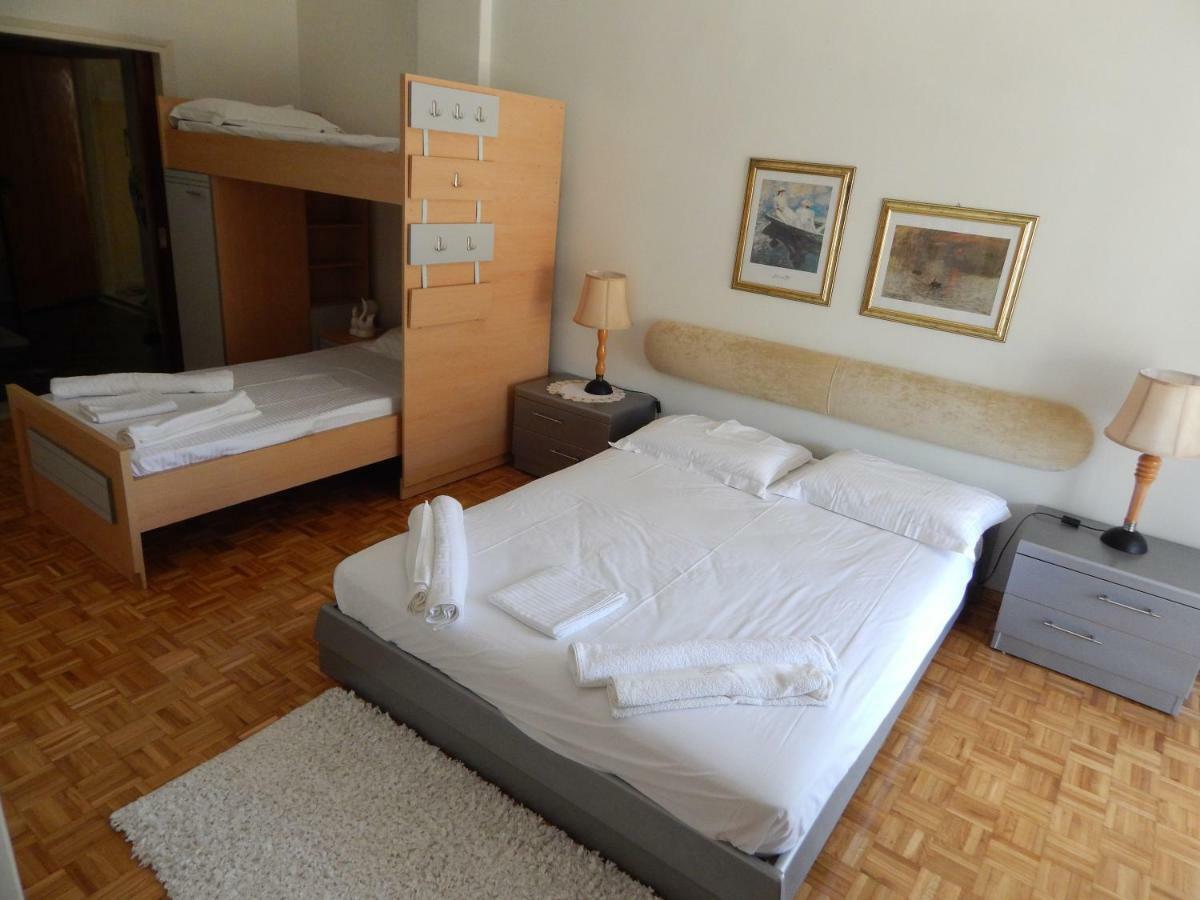 Zira Holiday House Makrygialos Esterno foto